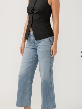 Silver Jeans Light Blue Cropped Wide-Leg High-Rise Jeans